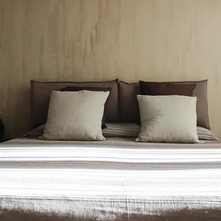 فندق مبيت وإفطار The Queen's نابولي