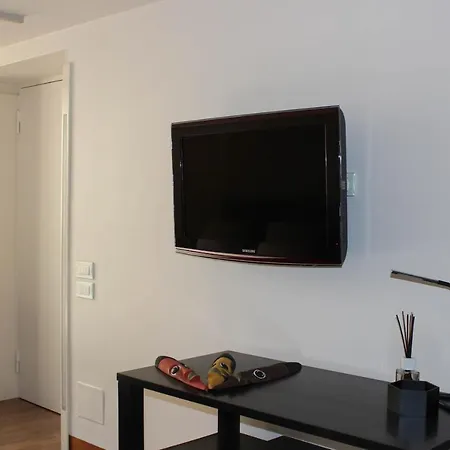 The Queen's Неаполь